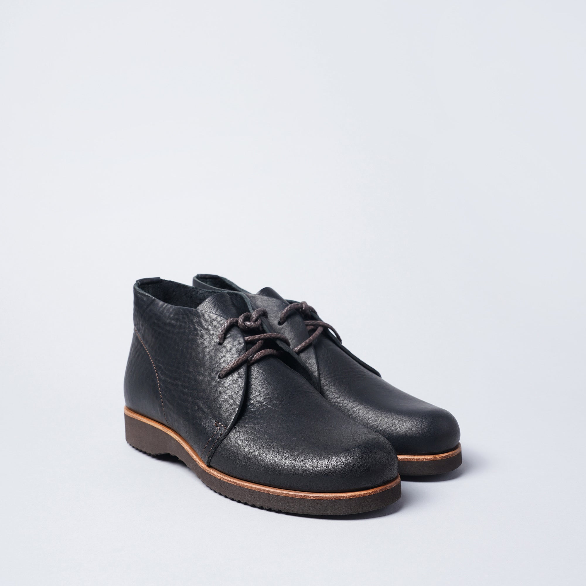 かと吉 コトカ＞吉野チャッカ レディース たつの蝋引きレザー/ブラック