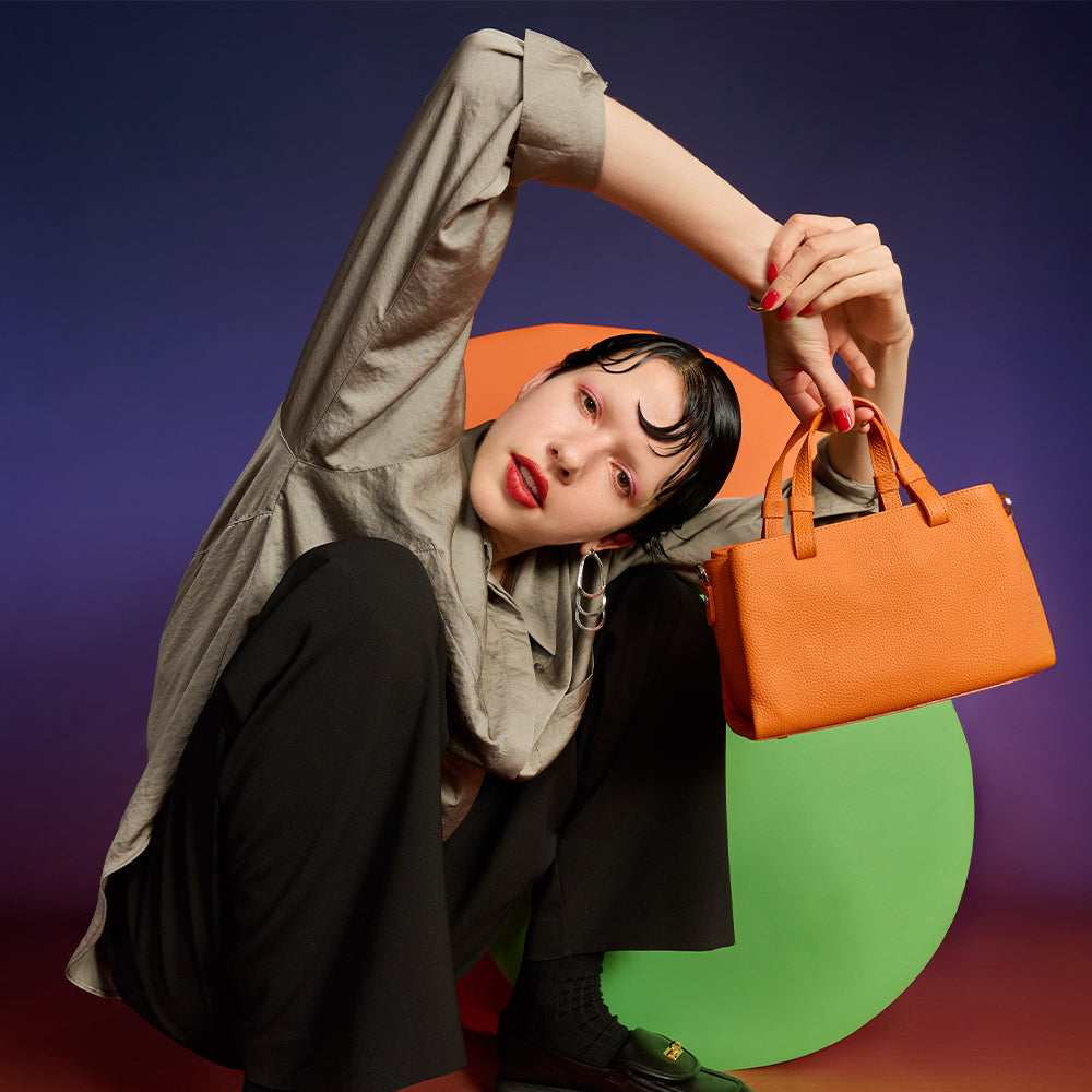 クロコ＞スリーポッシュ_小八賀/オレンジ | テーーマ teema