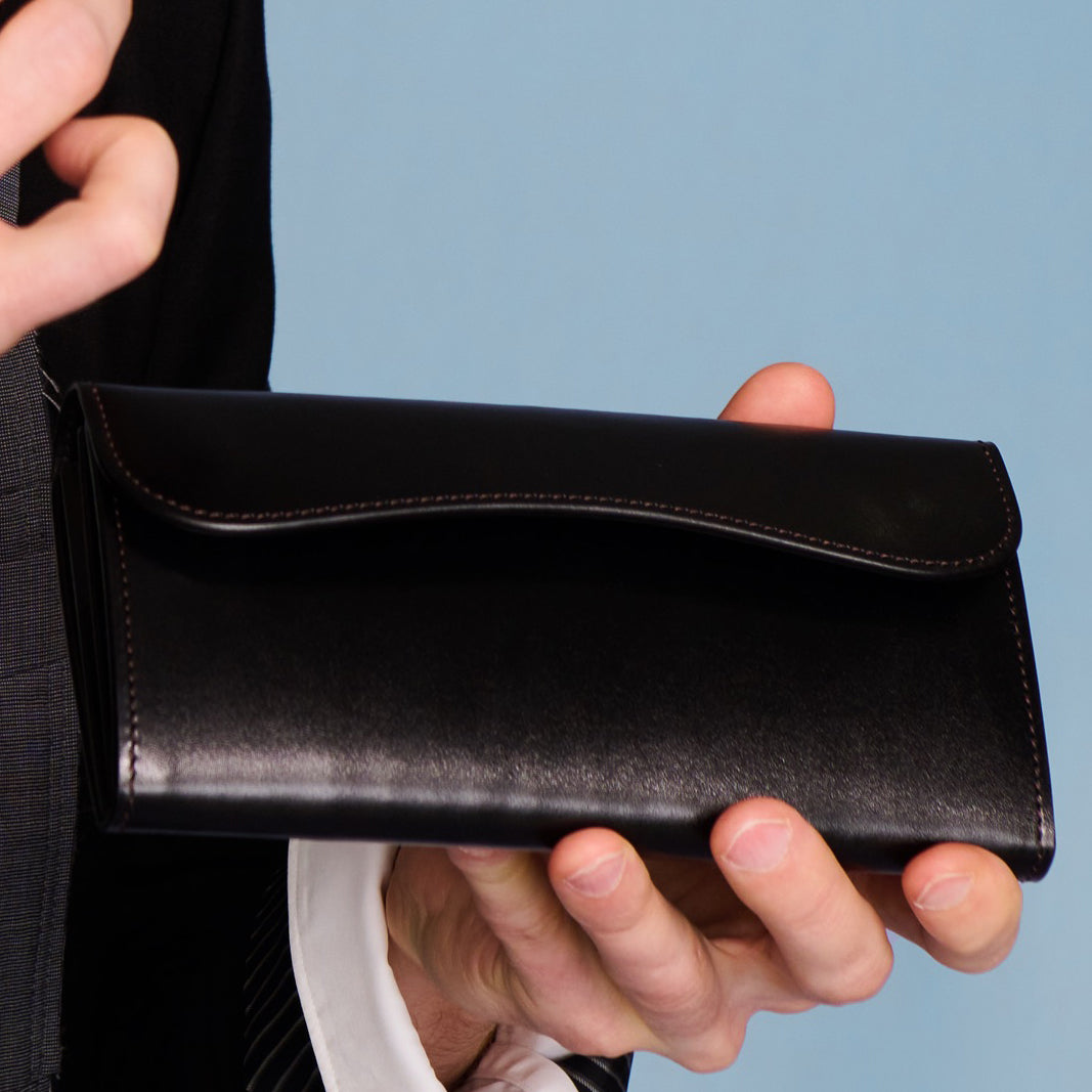 ワイルドスワンズ＞ ロングウォレット/ブラック | テーーマ teema