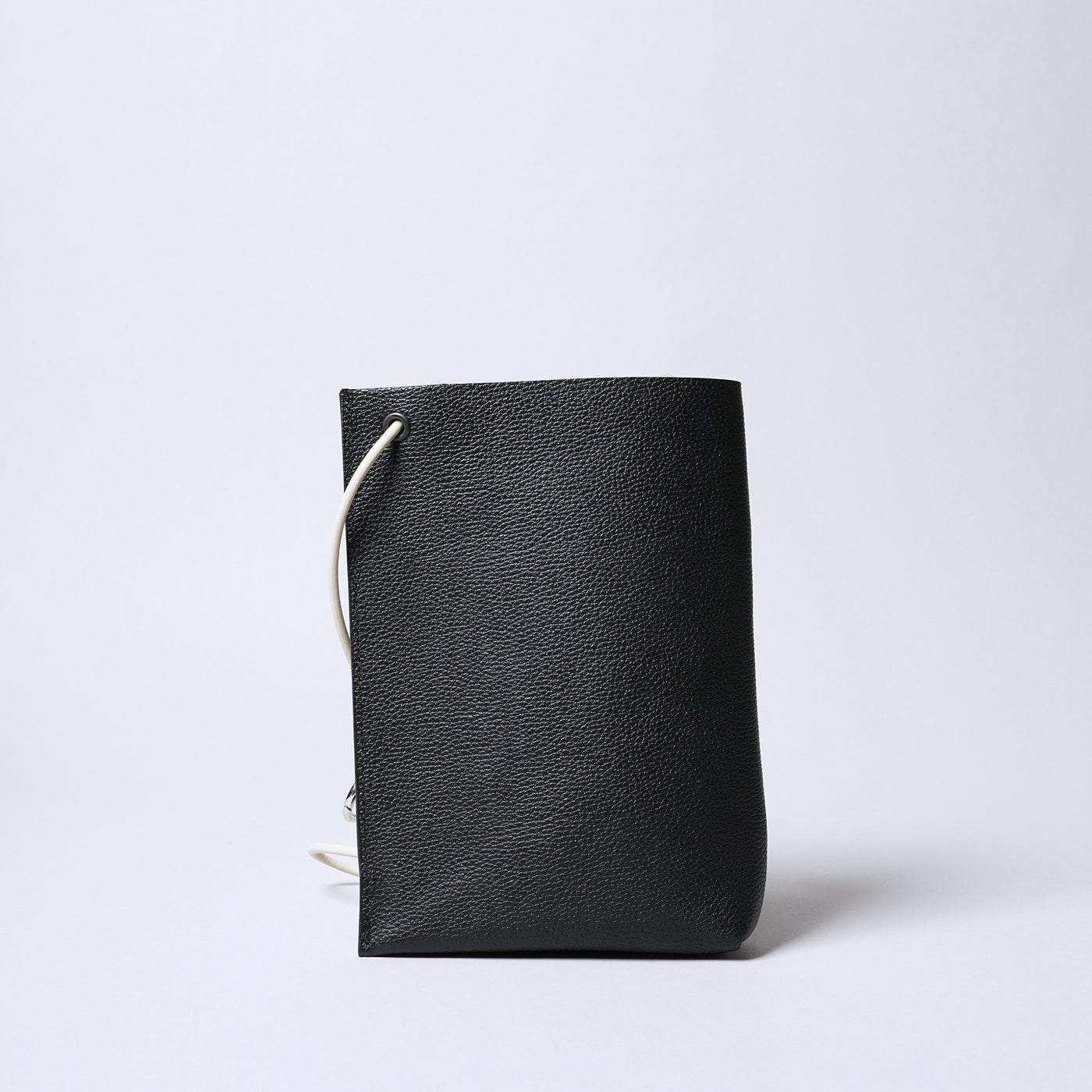 SHRINK LEATHER 迷你單肩包/象牙白X黑色