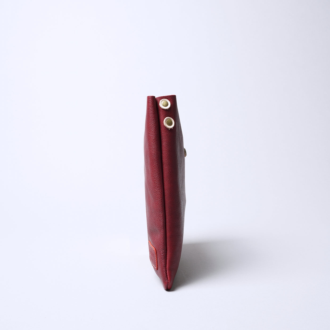 ＜レッセフェール＞ピエーザ 薄マチショルダーバッグ/レッド