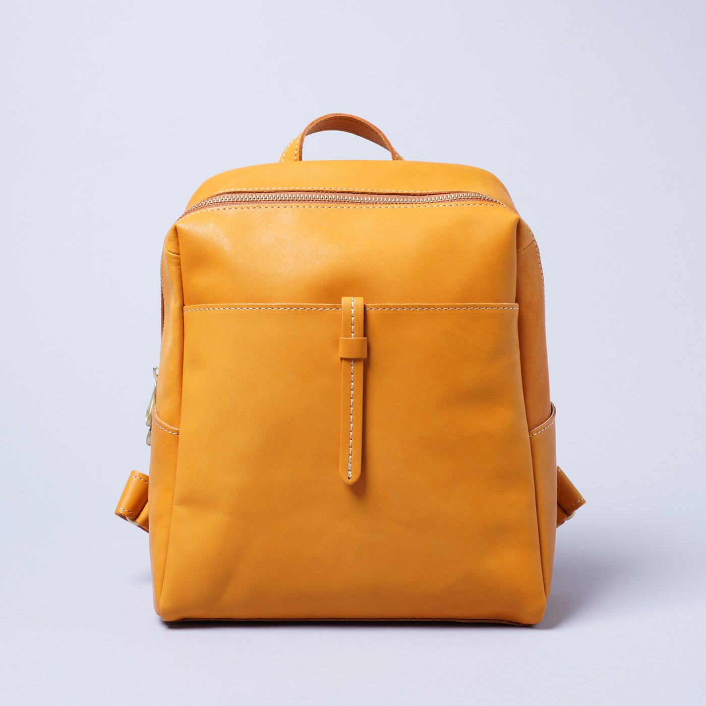 <kissora> Amare Backpack / Black