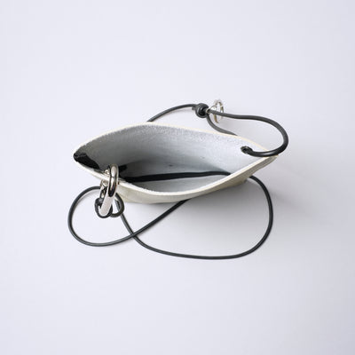 ＜センティ フラター ザ センシーズ＞シュリンクレザーミニショルダーバッグ/ブラック