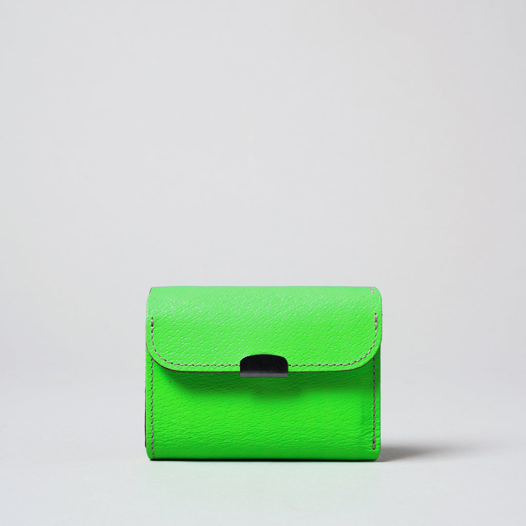 ハーフ＞NEON LEATHER コンパクトウォレット/ピンク | テーーマ