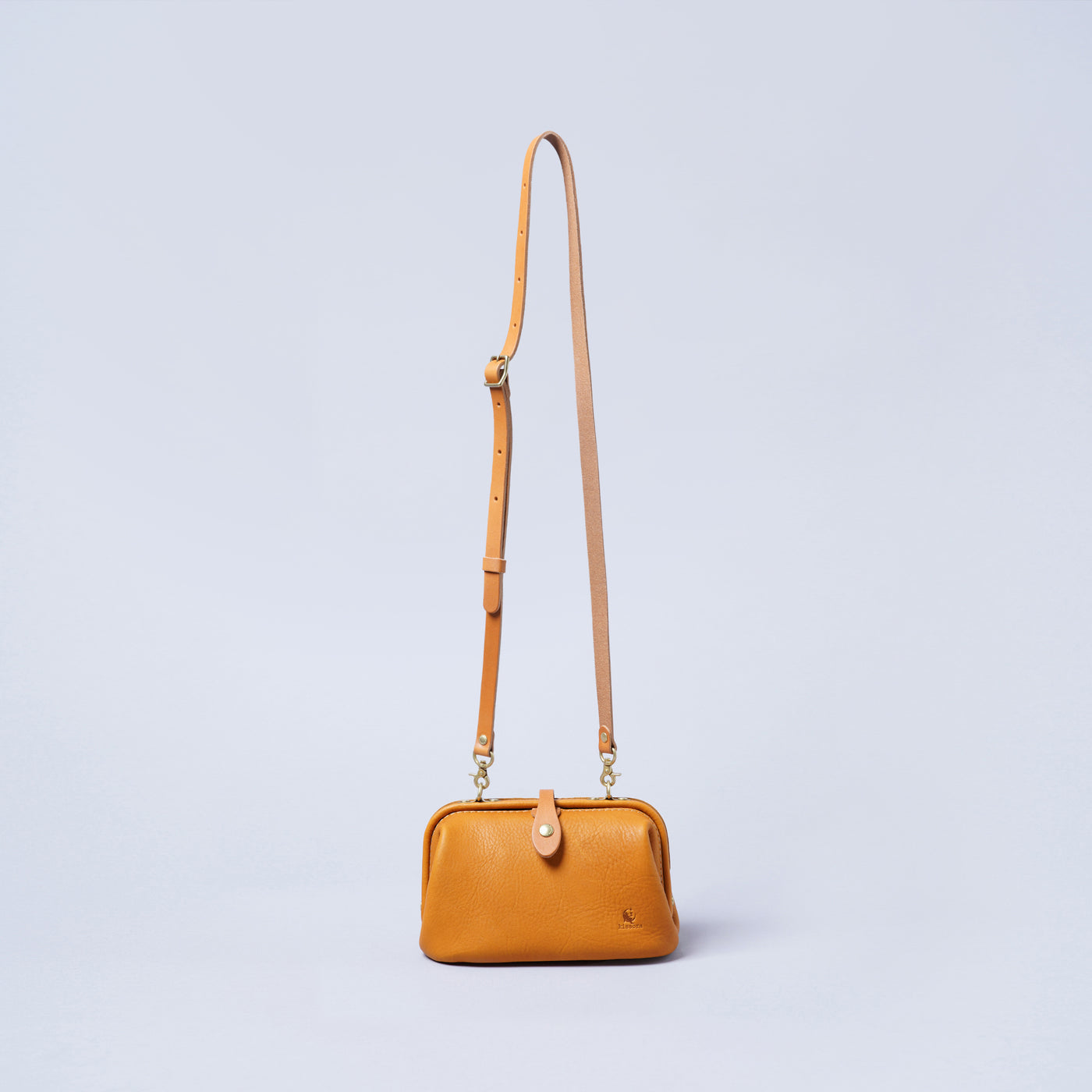 <kissora> Epika Shoulder Bag with Clasp Opening / Grey