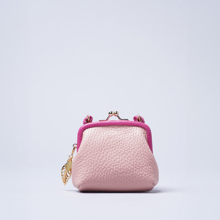 オレンジピンク/ストロベリーボタニカル柄のがま口ポーチ(イチゴ玉付) トネリコ＞がま口S紐付き/ストロベリーオルキディア（ピンク