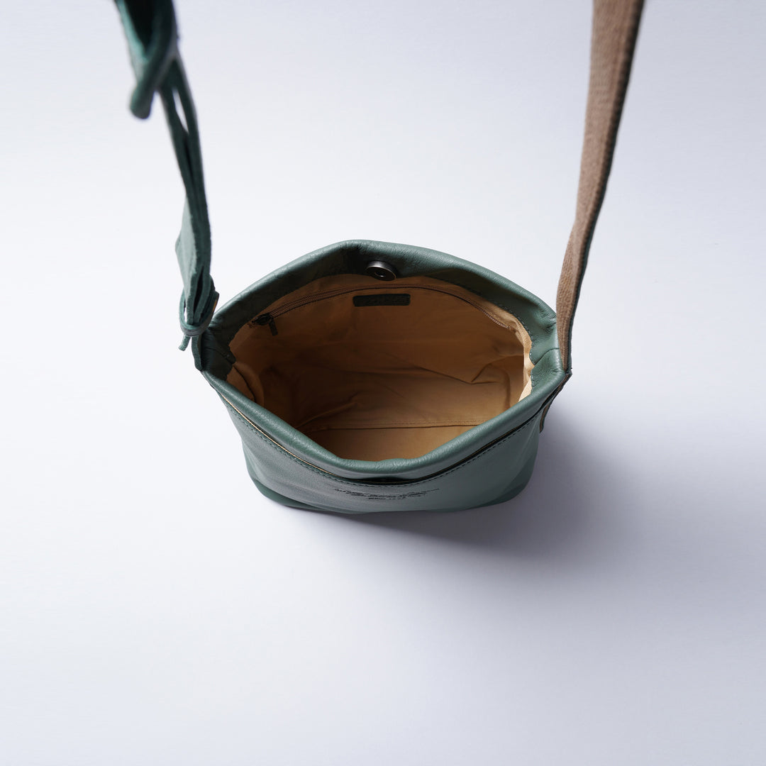 Dakota ダコタショルダーバッグ　オーク ダコタ＞ショルダーバッグ/オーク | テーーマ teema