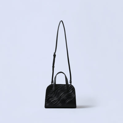 ＜エスティーヌ＞ノワリズムシリーズ レザー2WAYハンドバッグ/ブラック