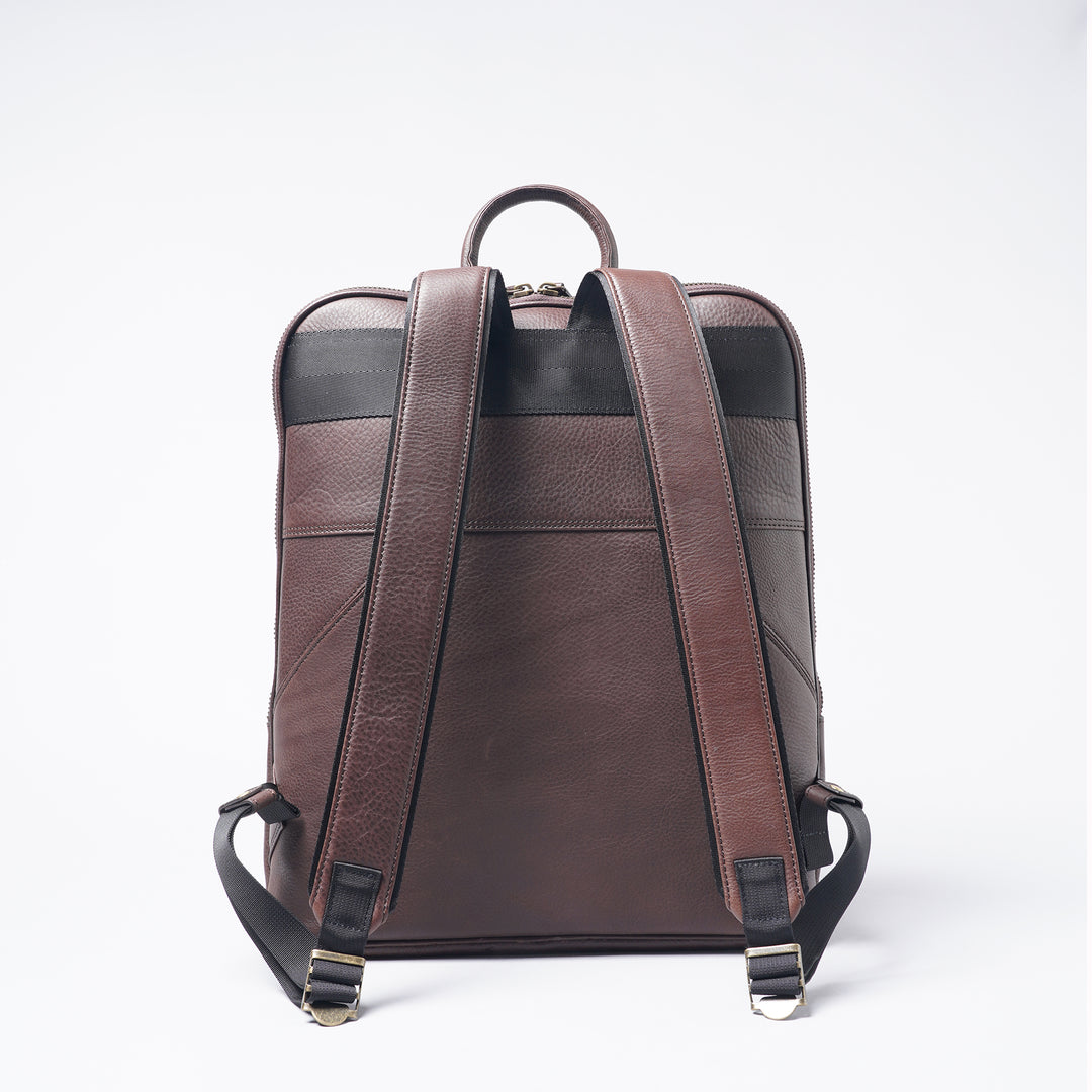 フラソリティ＞ オイルミーリングPCリュックM/ブラウン | テーーマ teema