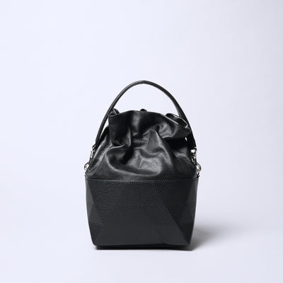 <Kolmio> [VALO] 05 KINCHAKU / Black x Black