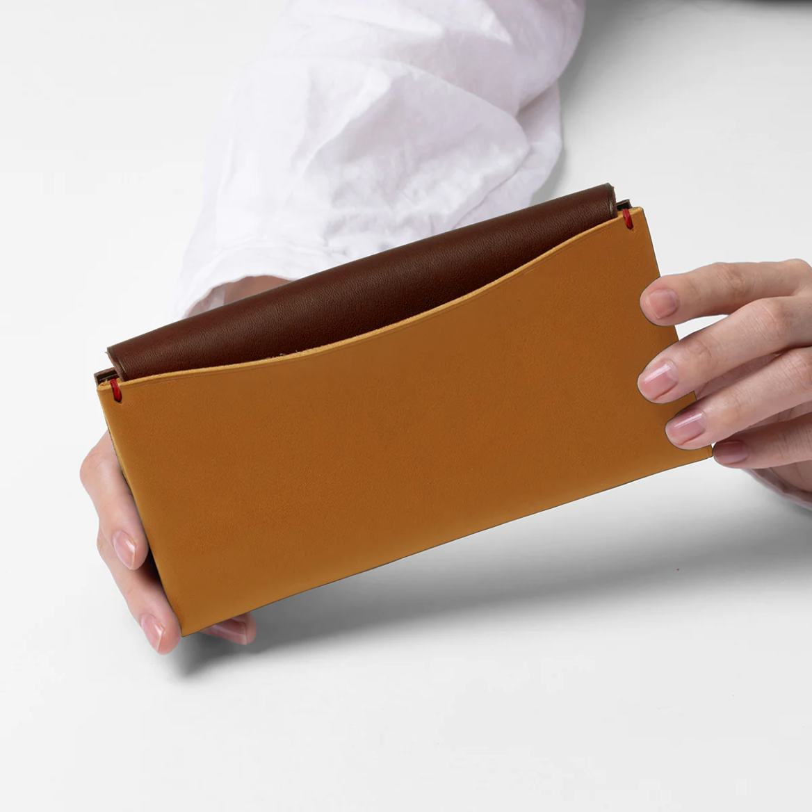 ＜Customized long wallet, brownish