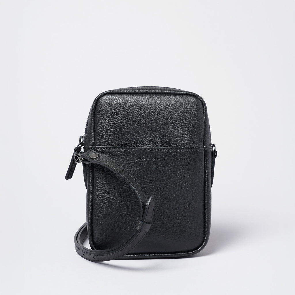 【ほぼ未使用】UA ブラック レース風ビスチェ クロスバック 背中見せ バッククロス スポーツブラ ホック付き