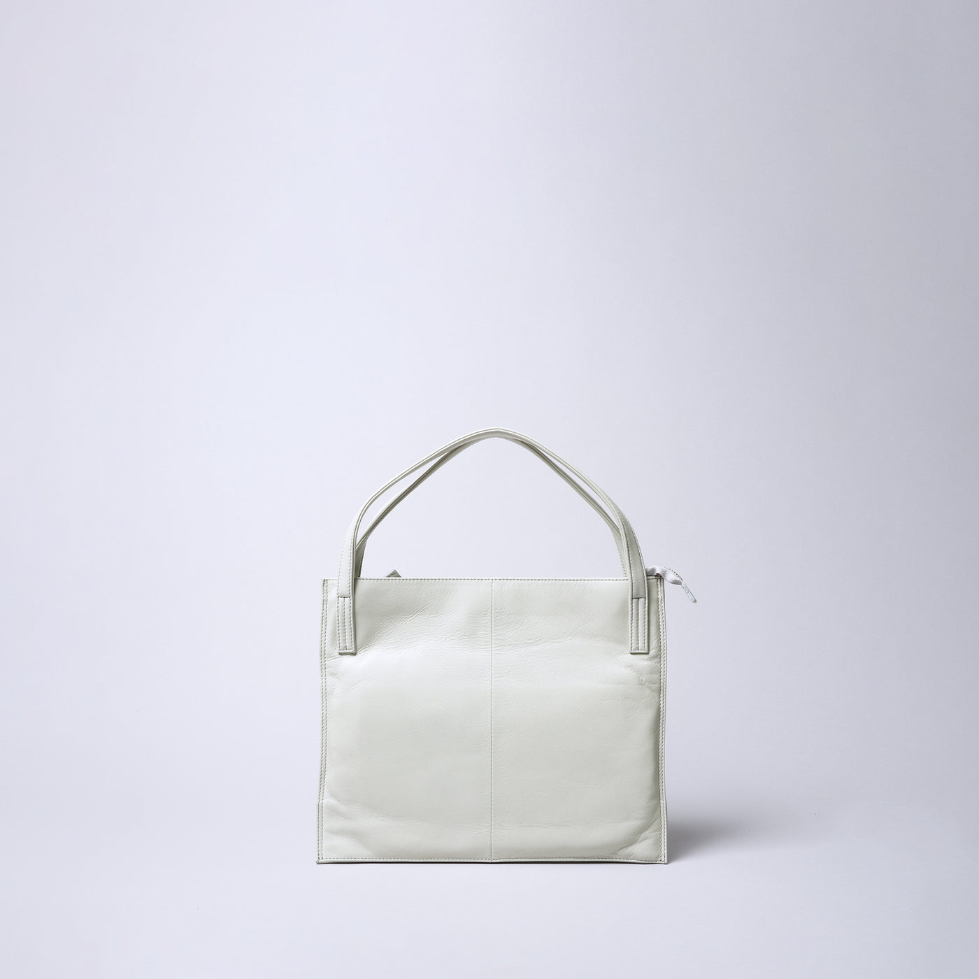 <REAL MIND BL> Fika Thin Gusset Tote Bag / Black