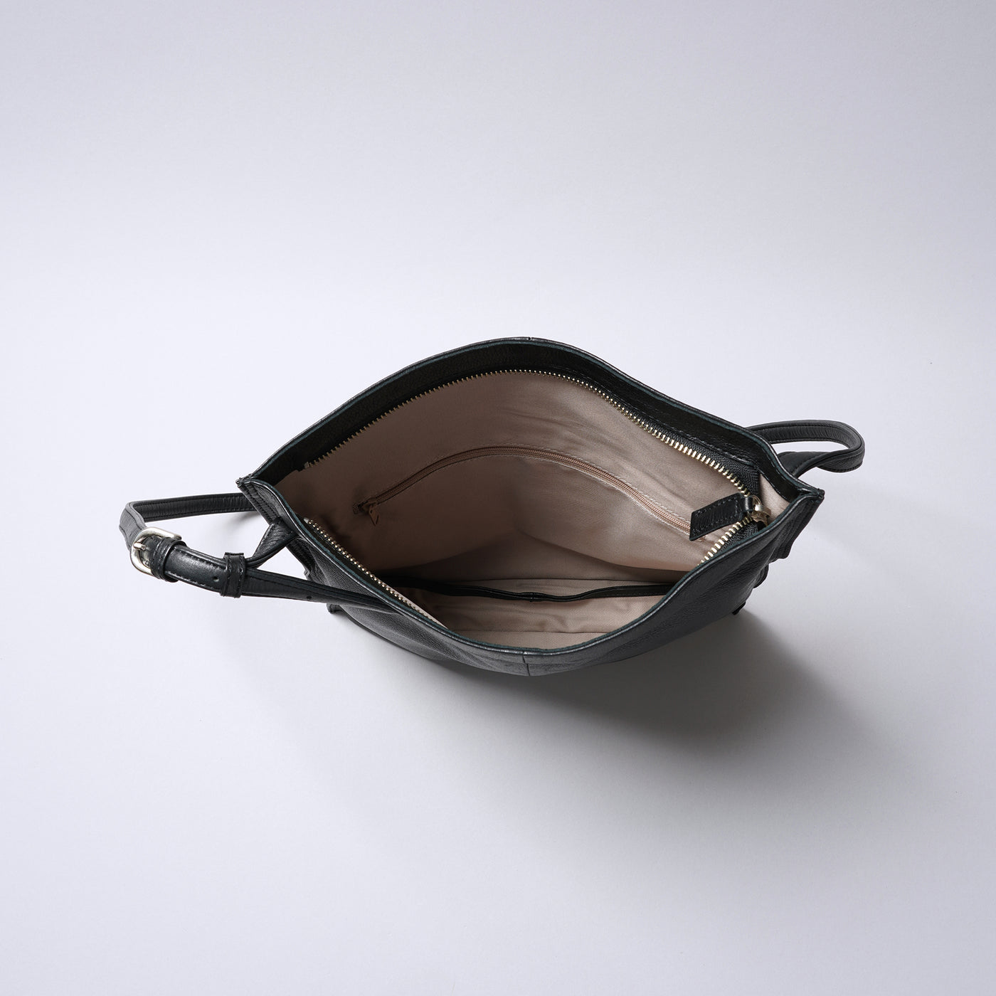 Fika 纖薄型斜背包/灰色