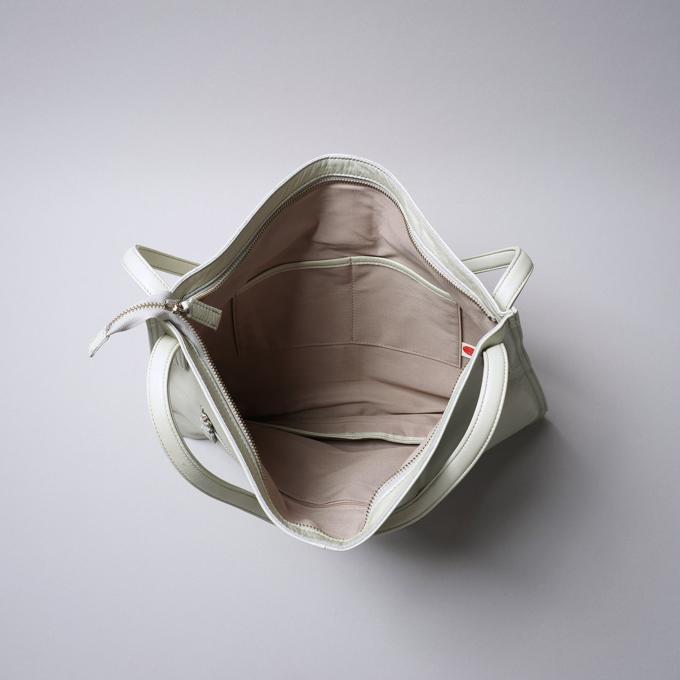 ＜リアルマインド ブラックレーベル＞フィッカ 薄マチA4トートバッグ/ブラック