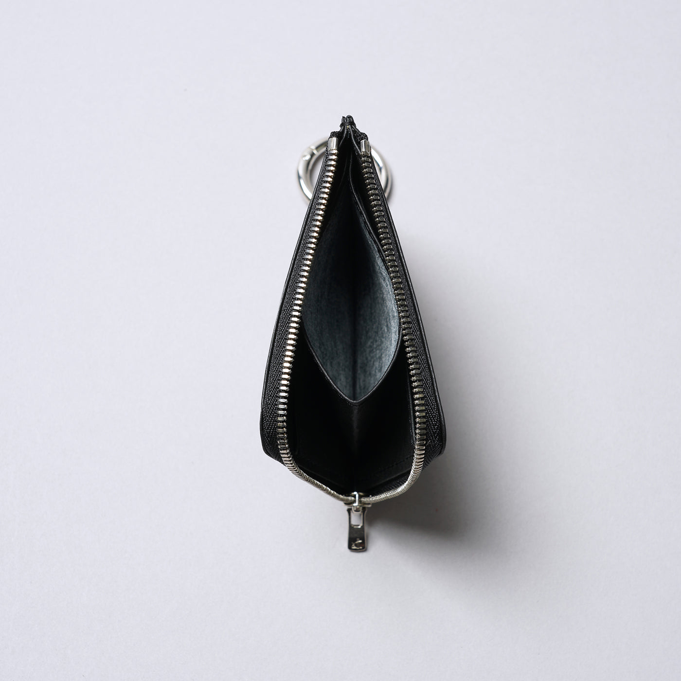 <SENTI FLATTER THE SENSES> Super Lightweight Dyneema Leather L Zip Wallet / Black