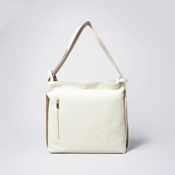 ソエル＞A4サイズが横に入る2wayリュック/ブラック | テーーマ teema