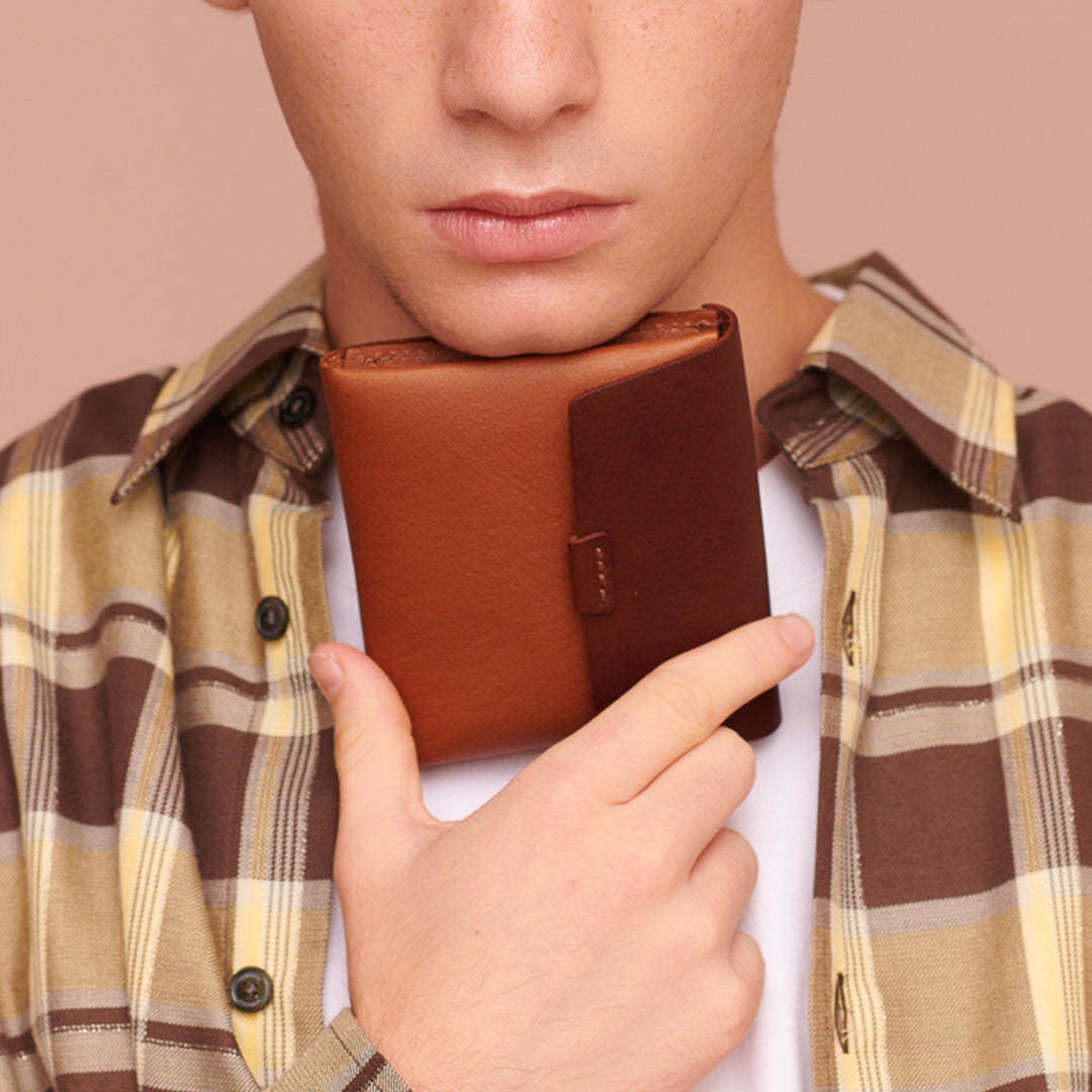 URUKUST 二つ折り財布 マスタード URUKUST｜BIFOLD WALLET | レザー財布 二つ折り ウォレット