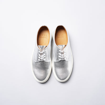 <TOSS> Bath Lace Up Leather Sneaker / Silver