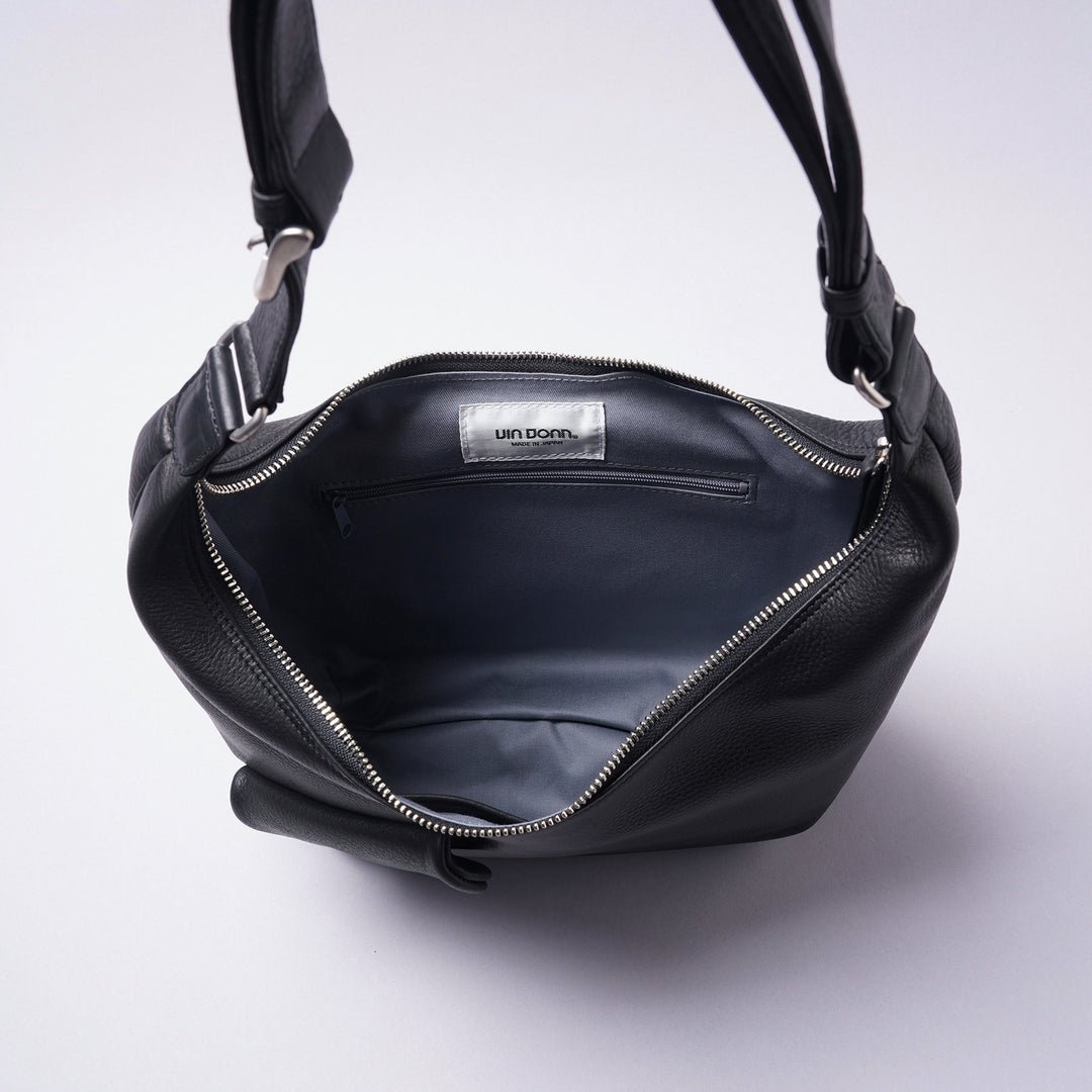 ヴィアドアン＞ジルダ中サイズショルダーバッグ/ブラック | テーーマ teema