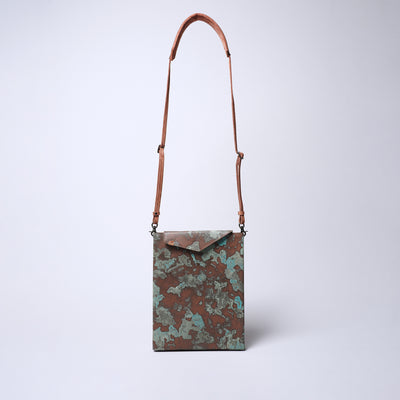 ＜ケウ＞スキニーケース L（11.5inch）/赤銅錆