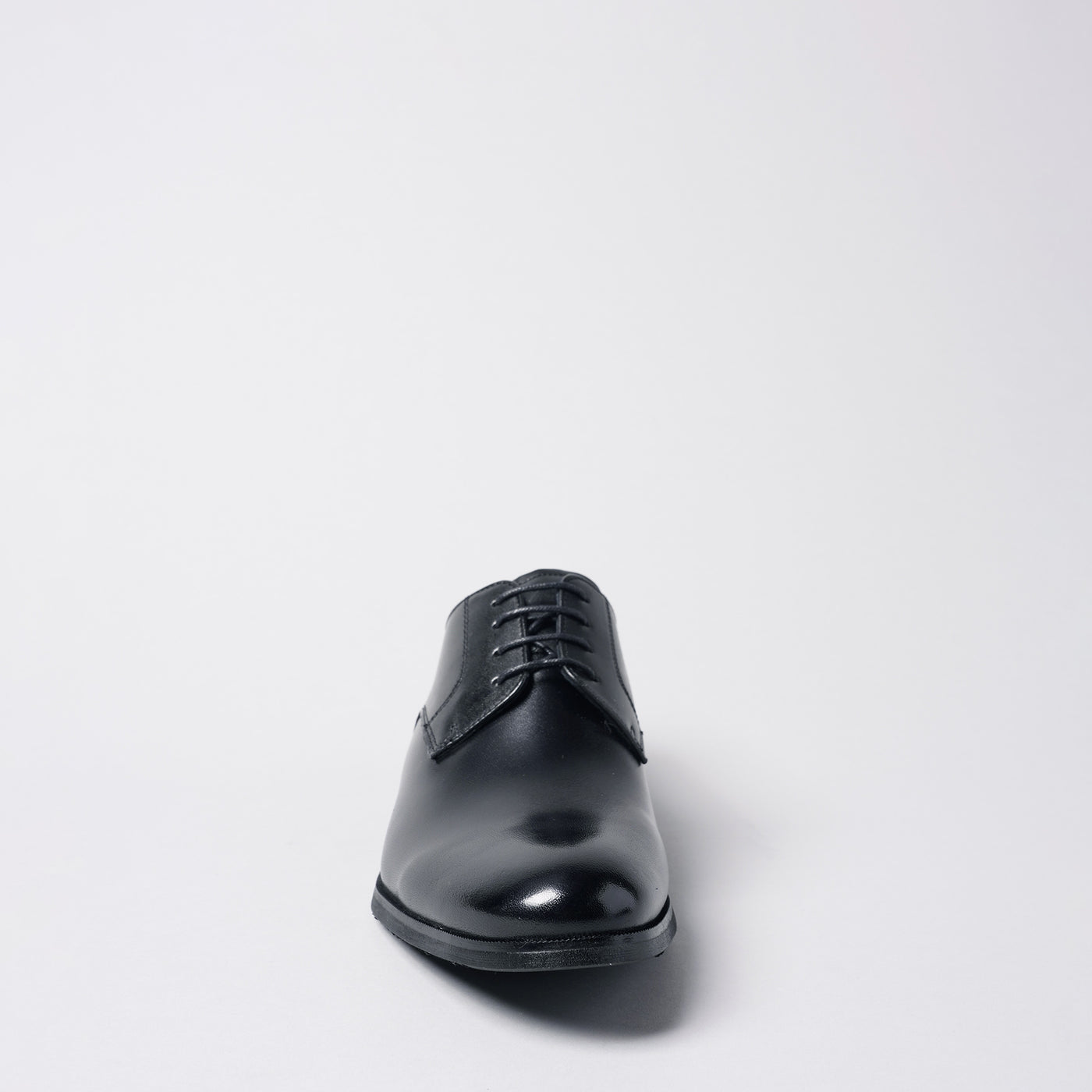 ＜madras＞MODELLO素面德比鞋（開放式襟片）/黑色