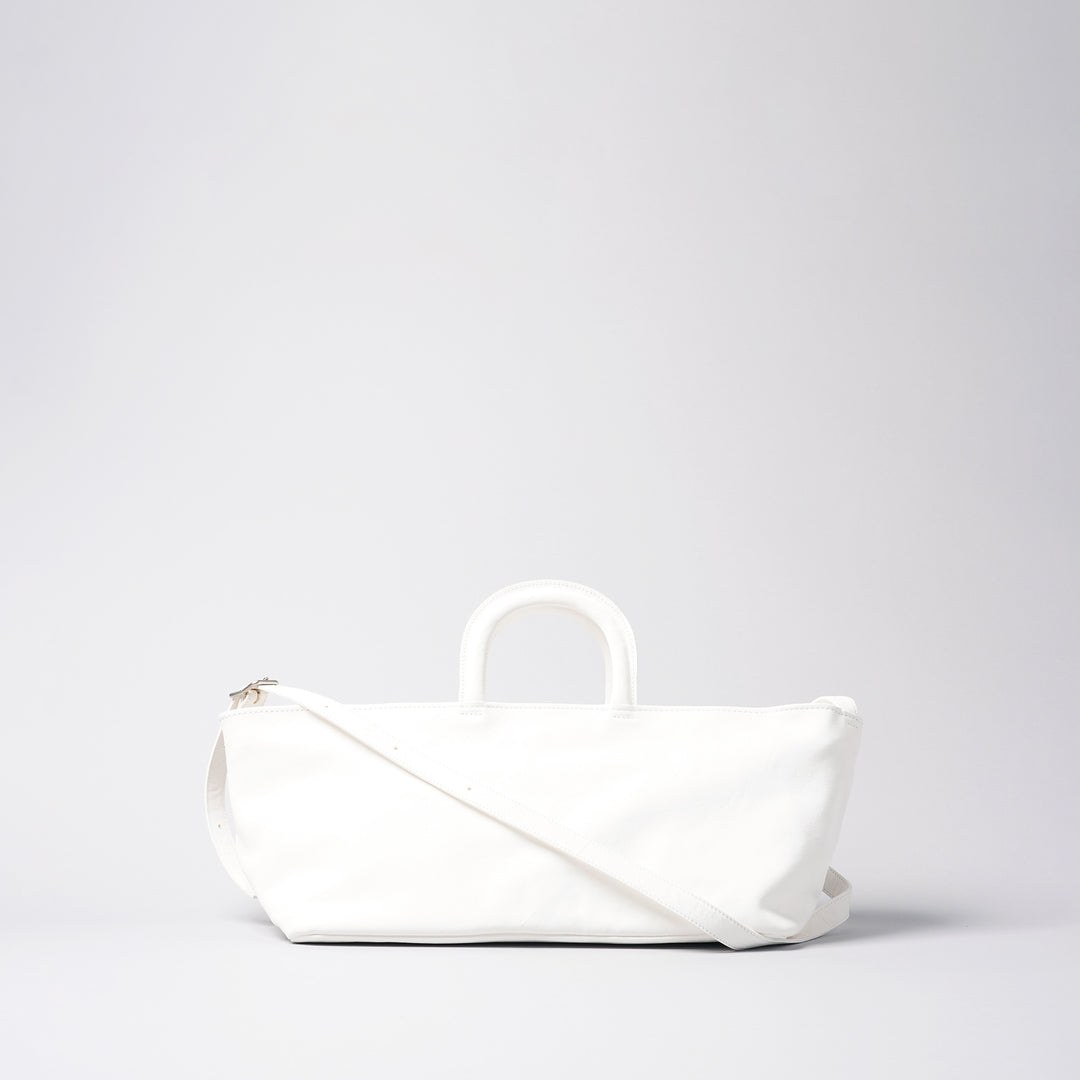 ヌメリ＞オブロ 横長トートバッグ/モカ | テーーマ teema