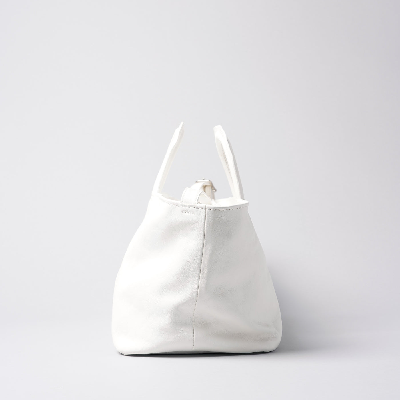 <numeri> Oblo Oblong Tote Bag / White