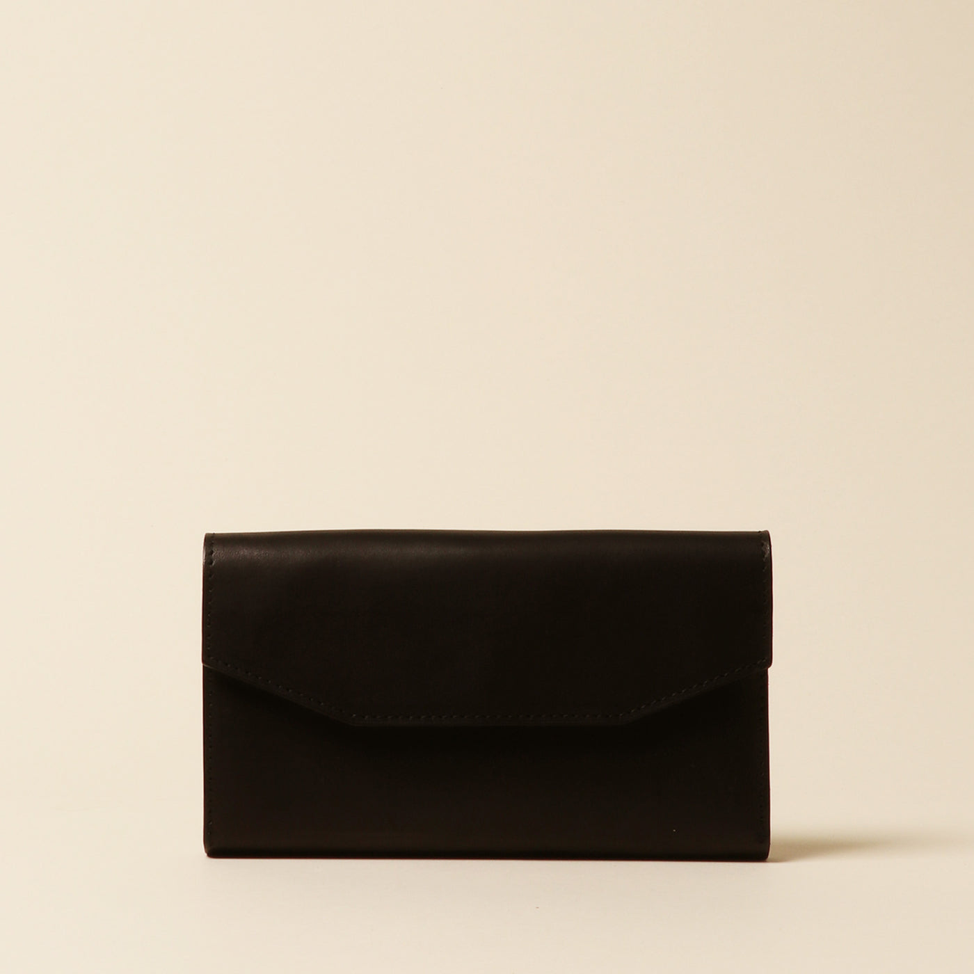 ＜アナック＞ ギャルソン型財布/ブラック