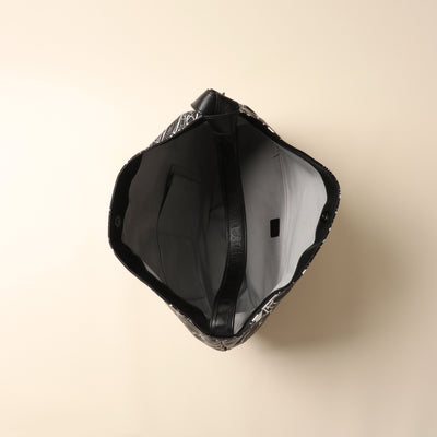 <Estine> Supra series leather circle hobo bag / black