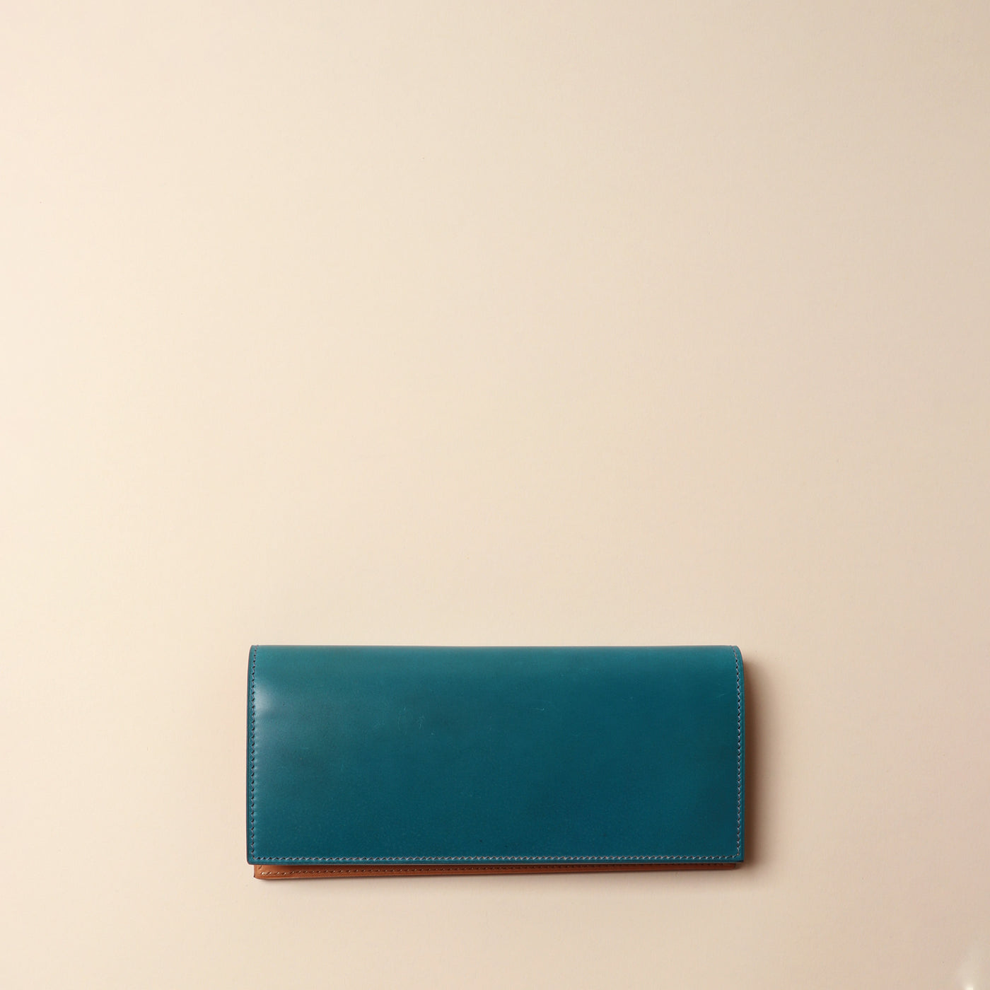 <FLATHORITY> Water-dyed oil cordovan long wallet with coin purse / Blue