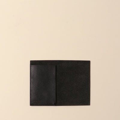 ＜モジャカワ＞ mbili card カードケース/ブラック